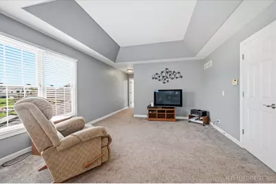 525 N Sycamore Lane, North Aurora, IL 60542 - Photo 28