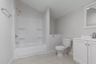 135 S 8th St, South Beloit, IL 61080 - Photo 10