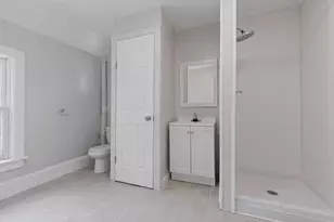 135 S 8th St, South Beloit, IL 61080 - Photo 18