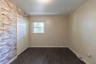 2207 Carmel Blvd, Zion, IL 60099 - Photo 12
