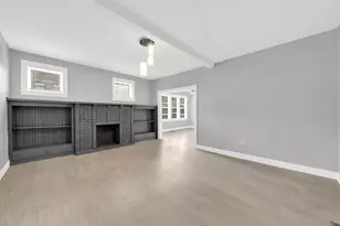 12432 S State St, Chicago, IL 60628 - Photo 2