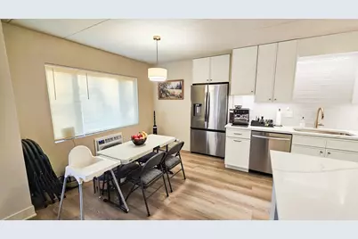 [Address not provided], Evergreen Park, IL 60805 - Photo 4