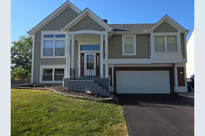 302 Barton Court, Bartlett, IL 60103 - Photo 2