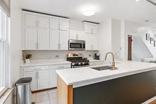 555 N Artesian Ave, Chicago, IL 60612 - Photo 6