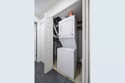 555 N Artesian Avenue #L, Chicago, IL 60612 - Photo 18