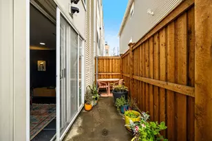 555 N Artesian Ave, Chicago, IL 60612 - Photo 12