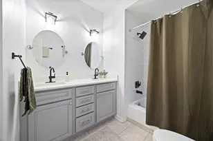 555 N Artesian Ave, Chicago, IL 60612 - Photo 16