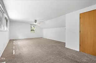 316 Cottonwood Ln, Naperville, IL 60540 - Photo 18