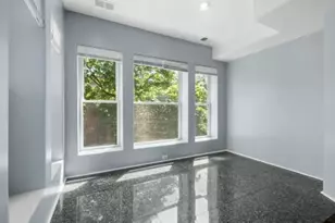 6710 S Ridgeland Ave, Chicago, IL 60649 - Photo 4