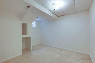 302 E Forest Knoll Dr, Palatine, IL 60074 - Photo 18