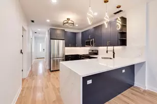 4815 W Patterson Ave, Chicago, IL 60641 - Photo 2