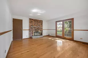 1477 William Clifford Ln, Elk Grove Village, IL 60007 - Photo 14