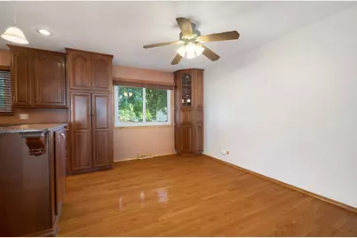 1477 William Clifford Lane, Elk Grove Village, IL 60007 - Photo 8
