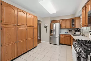 [Address not provided], Roselle, IL 60172 - Photo 10