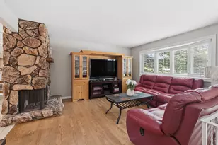 [Address not provided], Roselle, IL 60172 - Photo 4