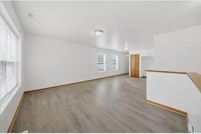 7918 S Greenwood Avenue, Chicago, IL 60619 - Photo 4