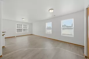 7918 S Greenwood Ave, Chicago, IL 60619 - Photo 16