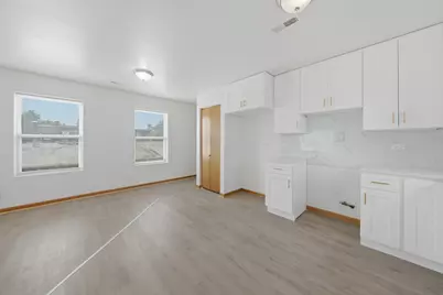 7918 S Greenwood Avenue, Chicago, IL 60619 - Photo 10