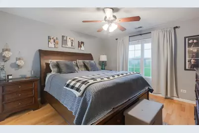 1212 Walnut Glen Drive, Crystal Lake, IL 60014 - Photo 14