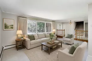 2360 N Westwood Ln, Palatine, IL 60074 - Photo 2