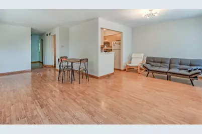 1419 Chippewa Trail, Wheeling, IL 60090 - Photo 8