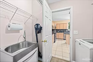 3825 Deville Ln, Saint Charles, IL 60175 - Photo 20