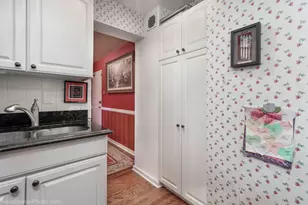 2909 N Sheridan Rd, Chicago, IL 60657 - Photo 10