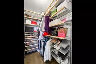 2550 W Fullerton Ave, Chicago, IL 60647 - Photo 16