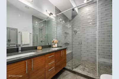 2550 W Fullerton Avenue #2E, Chicago, IL 60647 - Photo 14