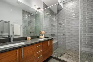 2550 W Fullerton Ave, Chicago, IL 60647 - Photo 14