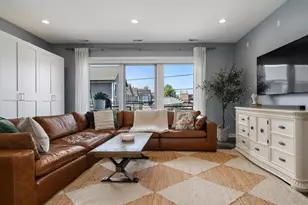 2550 W Fullerton Ave, Chicago, IL 60647 - Photo 10