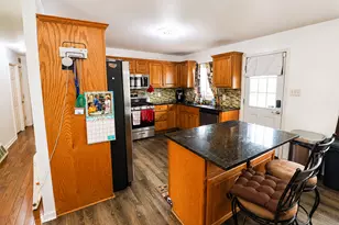 307 Hickory Ave, Romeoville, IL 60446 - Photo 4
