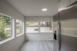 1218 N Parkside Ave, Chicago, IL 60651 - Photo 12