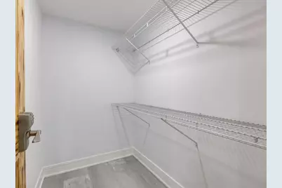 235 W 43rd Street, Chicago, IL 60609 - Photo 16