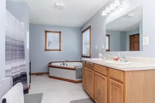 9850 N 300 E Rd, Gridley, IL 61744 - Photo 26