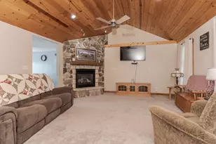 9850 N 300 E Rd, Gridley, IL 61744 - Photo 6
