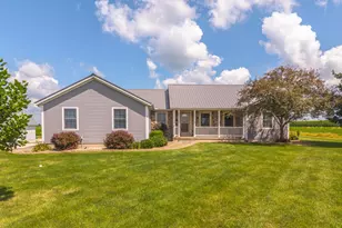 9850 N 300 E Rd, Gridley, IL 61744 - Photo 2