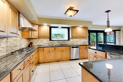 933 Spindletree Avenue, Naperville, IL 60565 - Photo 6