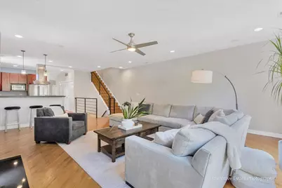 2147 N Talman Avenue #3, Chicago, IL 60647 - Photo 4