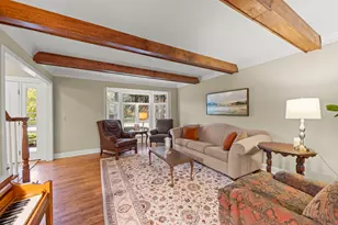 26W445 Churchill Rd, Winfield, IL 60190 - Photo 6