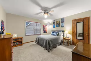 26W445 Churchill Rd, Winfield, IL 60190 - Photo 20
