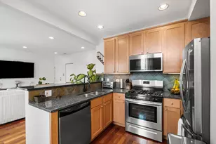 3435 W Berteau Ave, Chicago, IL 60618 - Photo 6