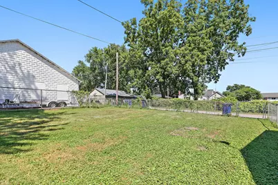 1016 S 6th Street, Dekalb, IL 60115 - Photo 12