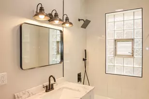 5338 W Montrose Ave, Chicago, IL 60641 - Photo 14