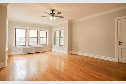 5338 W Montrose Avenue #2, Chicago, IL 60641 - Photo 4