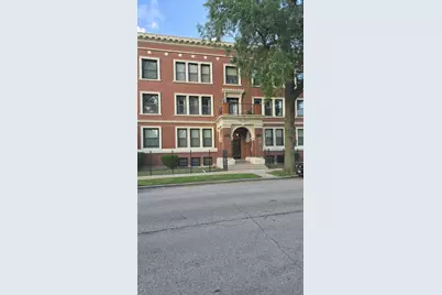 3733 S Lake Park Avenue #1, Chicago, IL 60653 - Photo 2