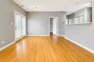 803 E 41st St, Chicago, IL 60653 - Photo 4