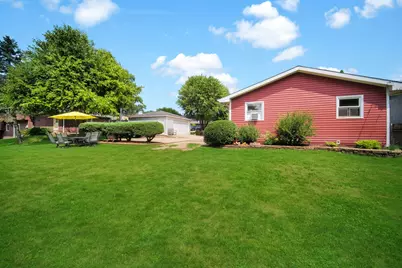 28W575 Barnes Avenue, West Chicago, IL 60185 - Photo 18