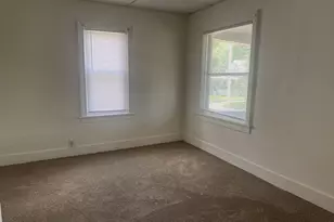 2317 2nd St, Peru, IL 61354 - Photo 6
