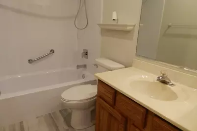 520 Biesterfield Road #117, Elk Grove Village, IL 60007 - Photo 12